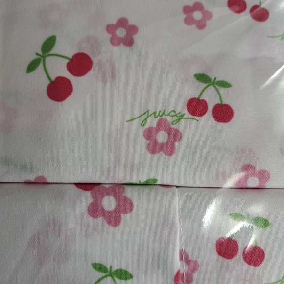 Juicy Couture Twin Sheet Set White/Pink/Red‎ One Flat Sheet One Fitted Sheet - Picture 6 of 8